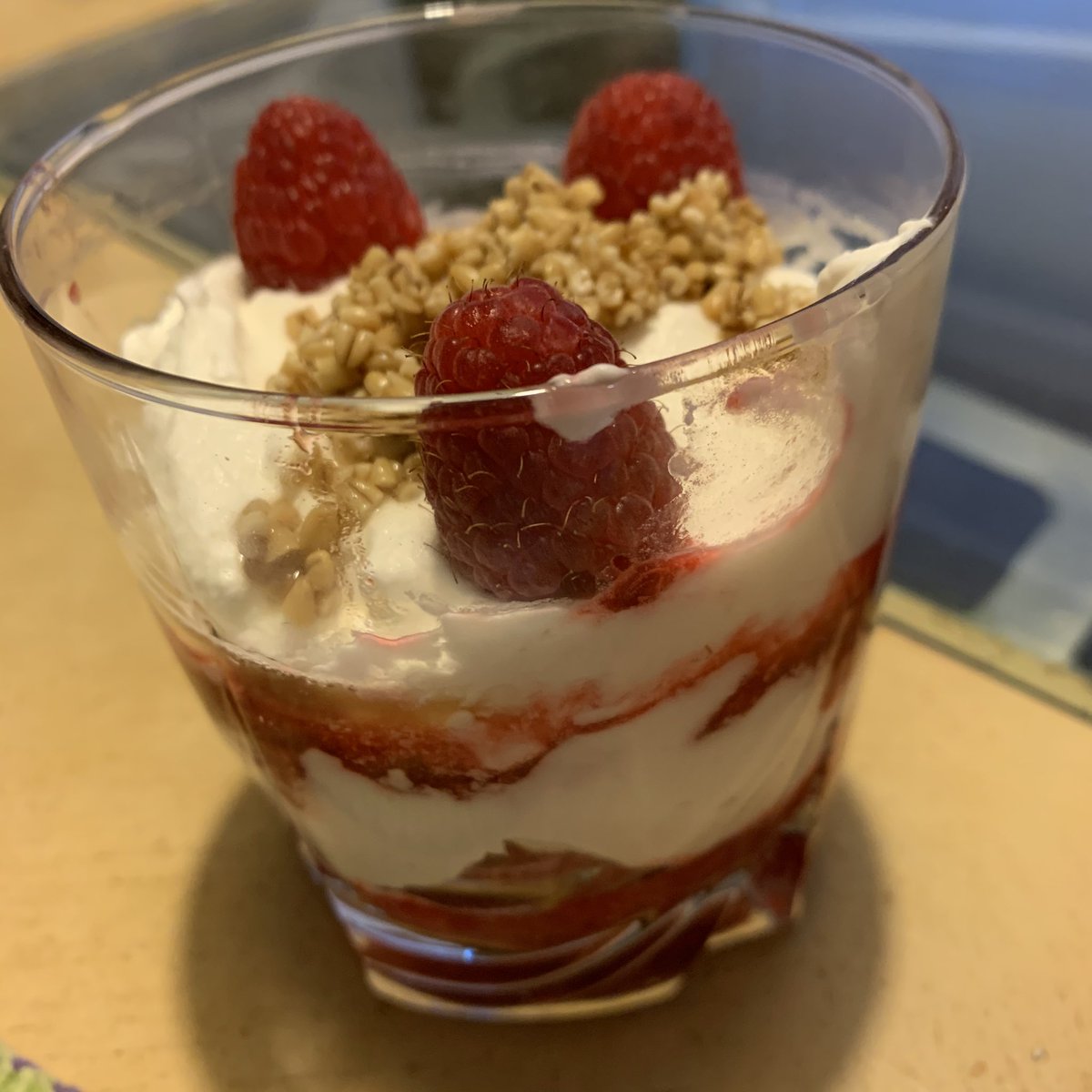 HorsegirlLisa's tweet photo. Lord John Grey beef and mushroom pie, cranachan for dessert and Isolation Sour to drink. Yummy dinner. Wish we were back in Scotland. #Outlanderkitchen #Scotland @SamHeughan @Writer_DG https://t.co/8T0zZOFiqP