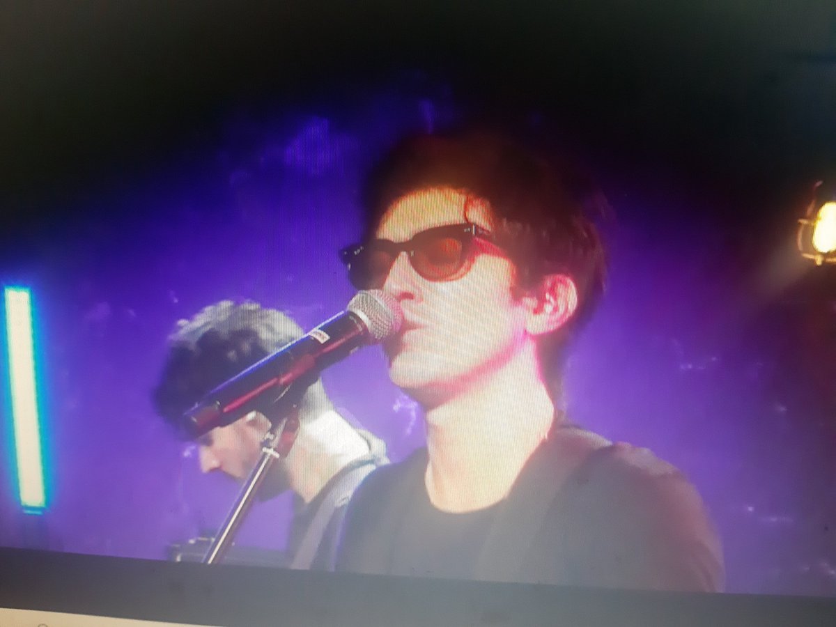 JaneeCastillo's tweet image. SON LOS MEJORES @DivisionOficial 

#TUSHOWTUSETLIST