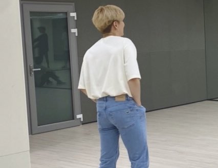 whenkhiscute's tweet photo. 사연많은 아거바지 (｡•́-ก̀｡)
암튼 기현이 사랑해! 짱규나 고마어!!! https://t.co/PHSlyzQo78