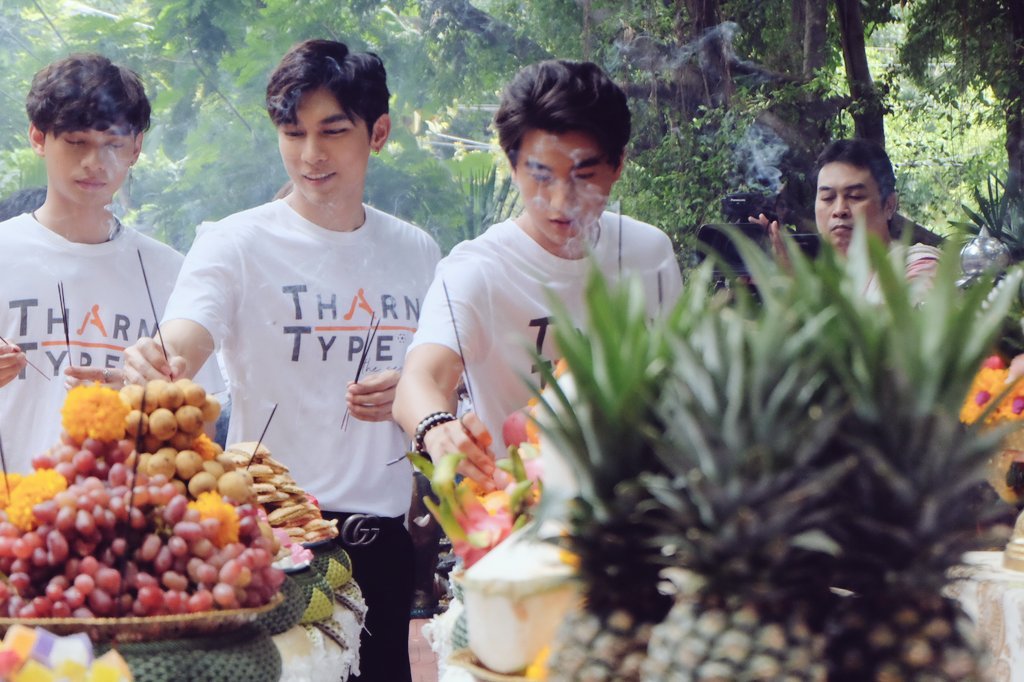 想到刚宣布第二季时所有湾仔都炸了，大家都激动坏了。现在终于要拜神开机了，太棒了🎉
#TharnTypeบวงสรวง