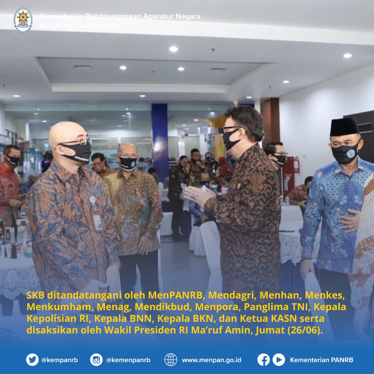 kempanrb's tweet photo. SKB ini ditetapkan untuk menangani permasalahan narkotika khususnya pada aparatur negara.
__
Dalam kesempatan tersebut, Wakil Presiden Ma'ruf Amin juga meresmikan portal https://t.co/LDcmIyMFlg
__
#KemenPANRB #HANI2020 https://t.co/VFfp1k3RH0