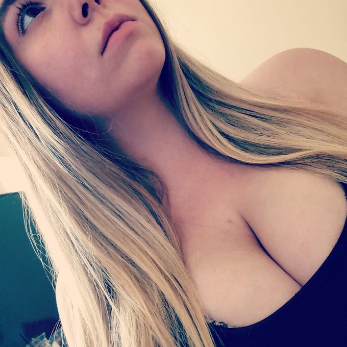 My eyes though 😍 https://t.co/Ynf0e2624S<a href="/tag/newprofilepic"class="tags"><span>#newprofilepic</span></a>