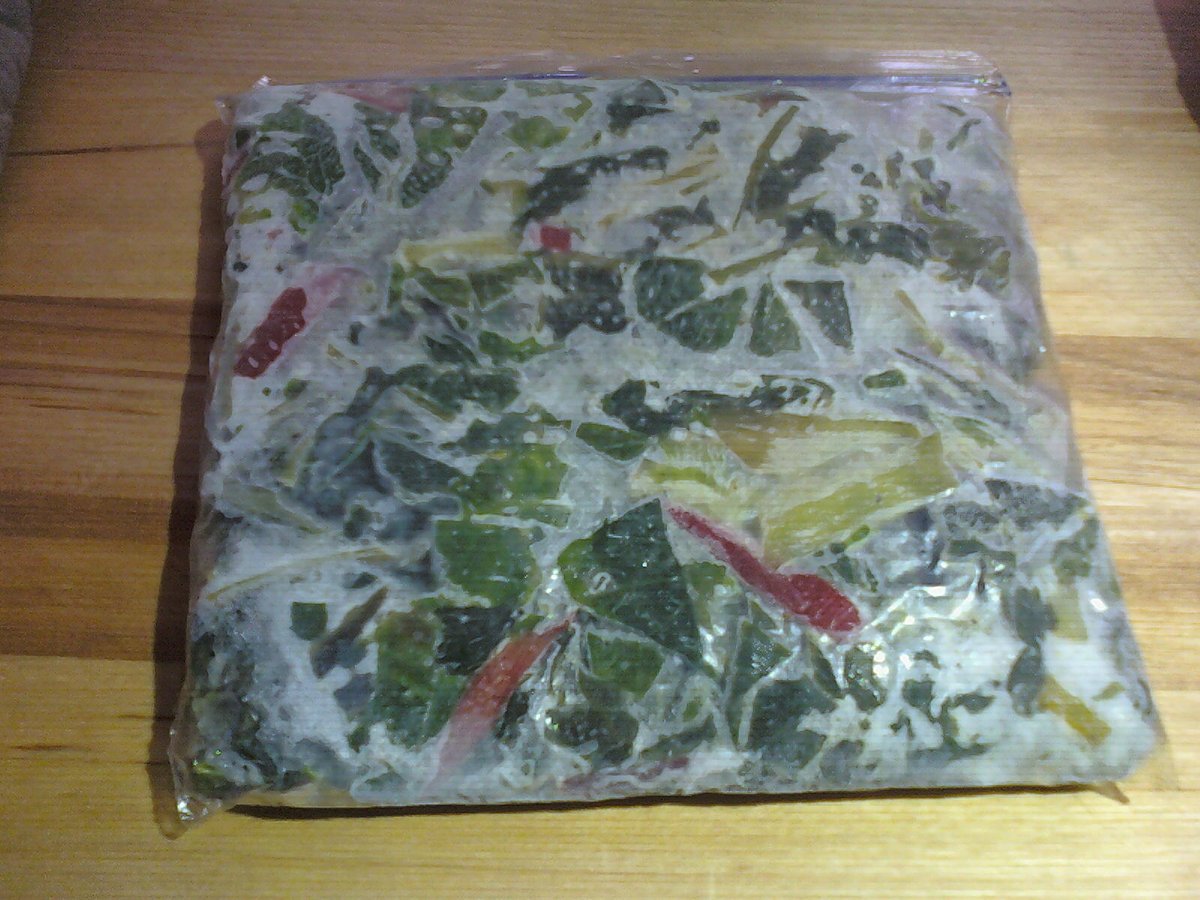 93) Also, I decided to show what I do w/lots of my  #Aerogarden greens that I grow. Some I eat fresh in salad & tacos. Much of the Bok Choi, Chinese cabbage, Romain, Peppers, Mustard Greens, etc., get sautéed up & frozen for use in various dishes later.A typical frozen block:
