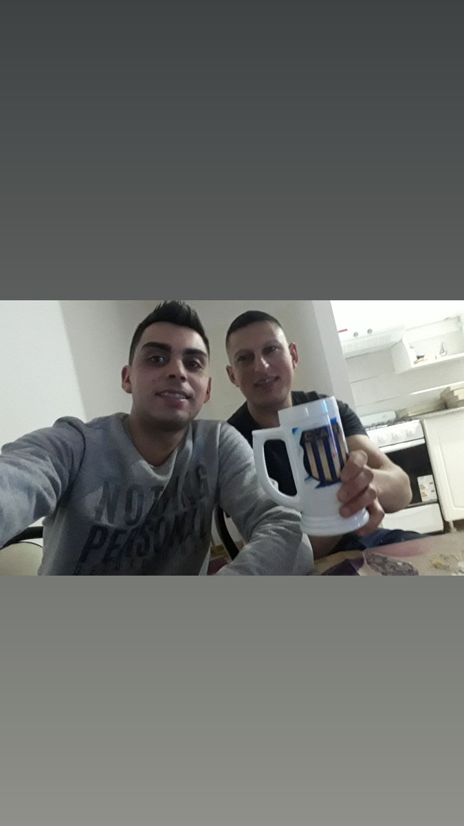 Con mi amigo sister previando el baile de mega track #ElBaileEnTuCasa
