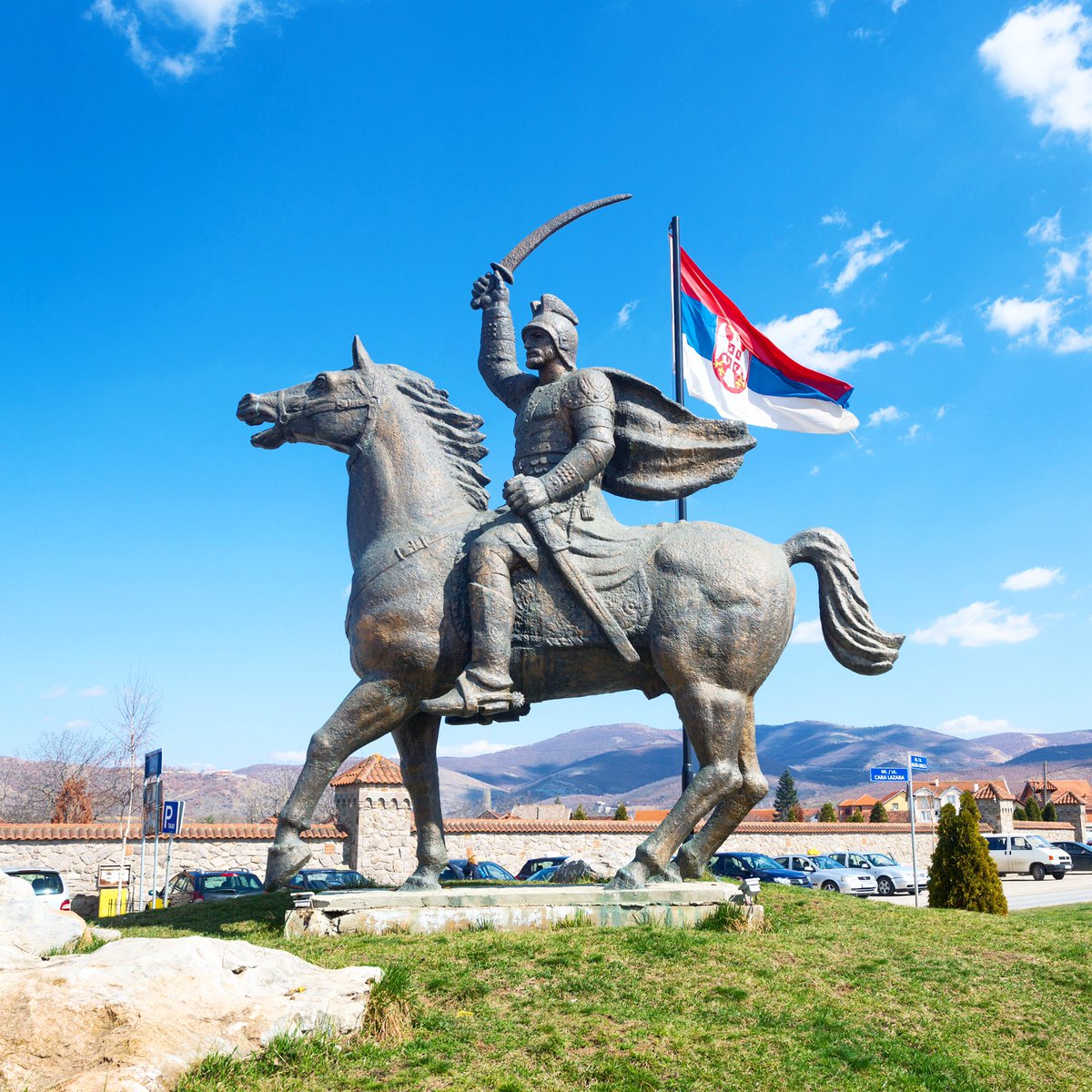 milos002's tweet photo. Данас је Видовдан, важан датум у колективној свести српског народа и један од темеља нашег колективног идентитета https://t.co/JrfJyQJFfR