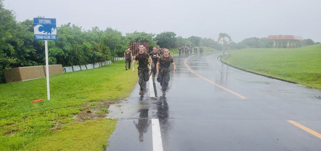 Not_Blade_6's tweet image. Then they finished the week by literally soaking up Okinawa during a #badass squad competition aboard Camp Schwab. Congrats to Mortars for pulling off the win! I look forward to seeing all of these warriors again soon! #forwarddeployed #bladeinvictus #theblade