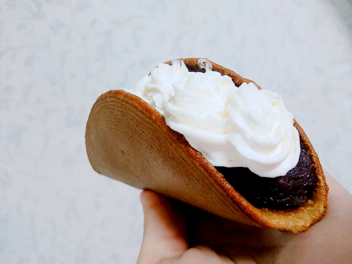 あやお菓子 大きな皮をつくって餡子とホイップをサンドしました 大きくて食べごたえがあり 餡子とホイップの組み合わせ最高 どら焼き どらやき あんこ 餡子 ホイップ ホイップクリーム お菓子作り お菓子作り好きと繋がりたい お菓子