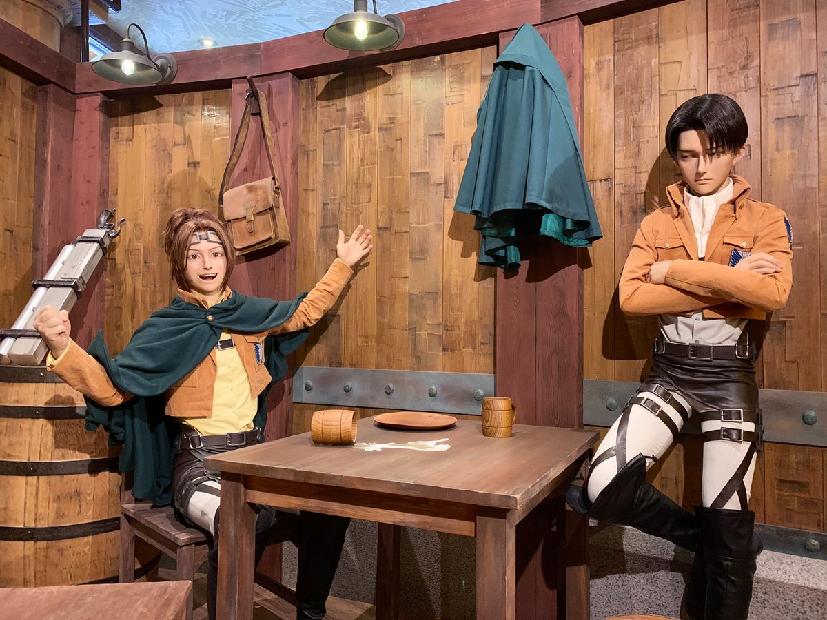 進撃の巨人 リヴァイ ハンジ クロノイド ブロマイド USJ 進撃の巨人