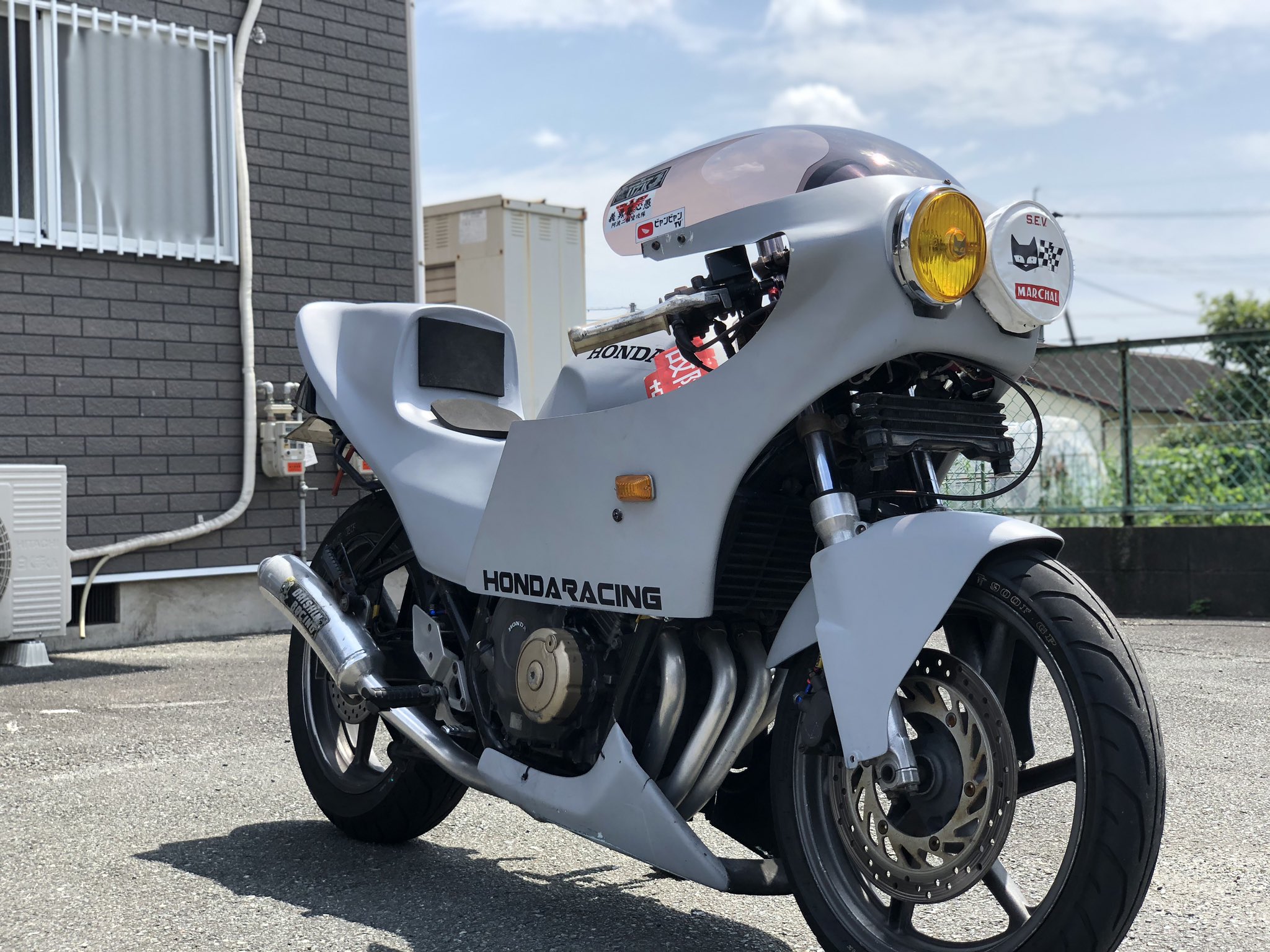 CBXシングルシートカウル 止まら CBXシングルシートカウル 止まら