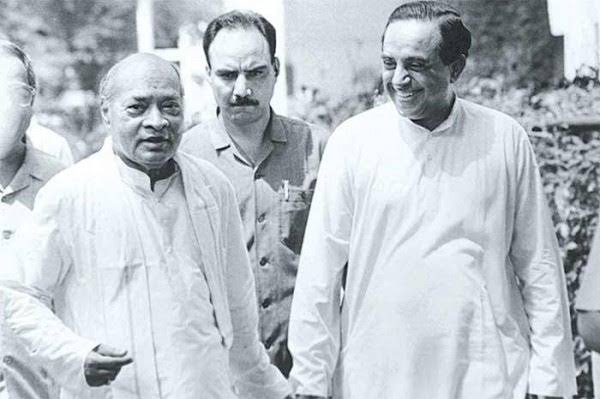 PVNR garu was a close friend of Dr  @Swamy39 ( so much so that he relied on his advice too for the Ram Janambhoomi dispute resolution, apart from making him Chairman of GATT commission.Rarely do we see such stalwarts!(3/n)