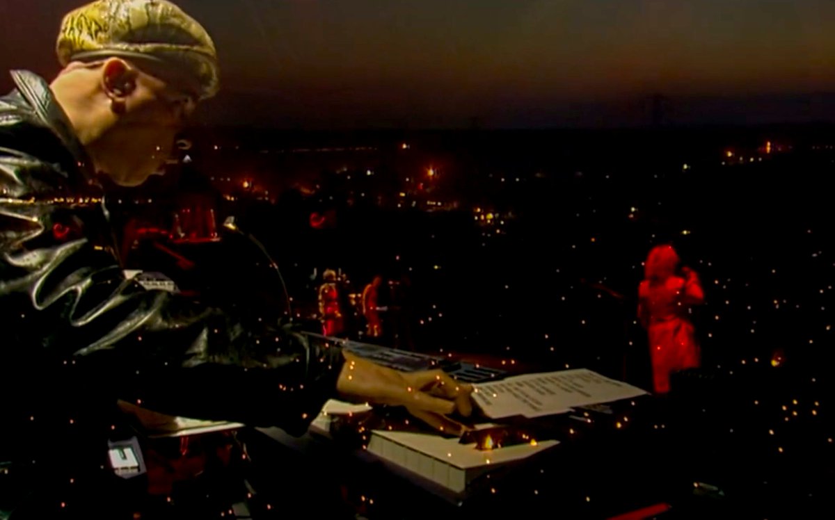 EMM GRYNER tweet media