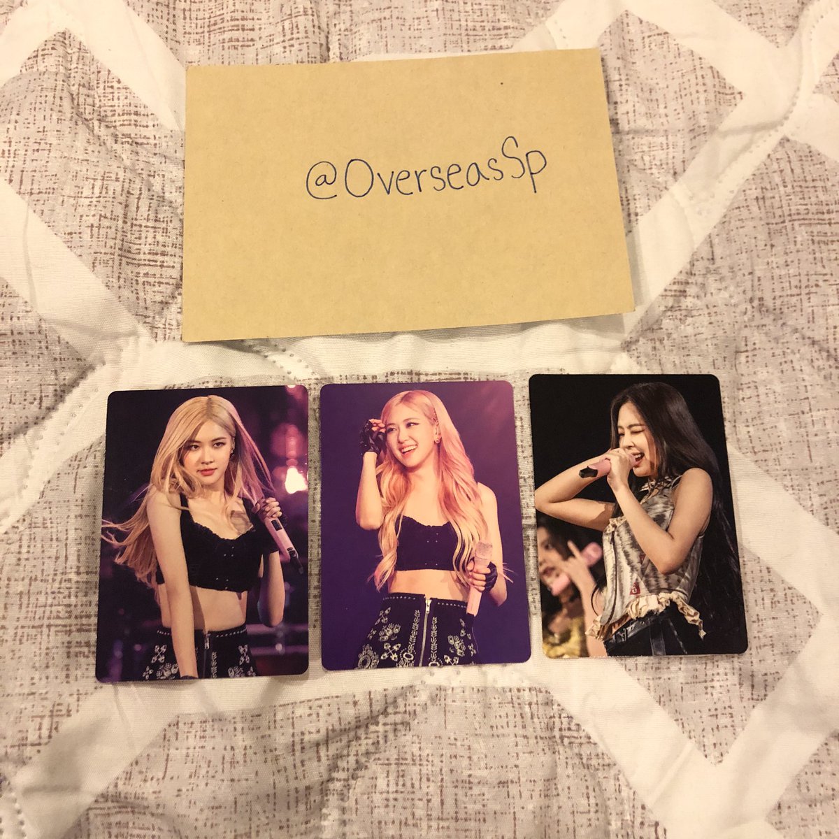 OverseasSp's tweet photo. WTS // BLACKPINK TOKYO DOME TOUR  

ROSE Tokyo, Rose Osaka day2 , Jennie Fukuoka 

Price: 20$ per each 

✈️ Shipping is not includ 

#HowYouLikeThat100M #BLACKPINK #LISA #JISOO #JENNIE #ROSE #HowYouLikeThat #BLACKPINKonFallon #BLACKPINKCOMEBACK https://t.co/wWcOHevKRy