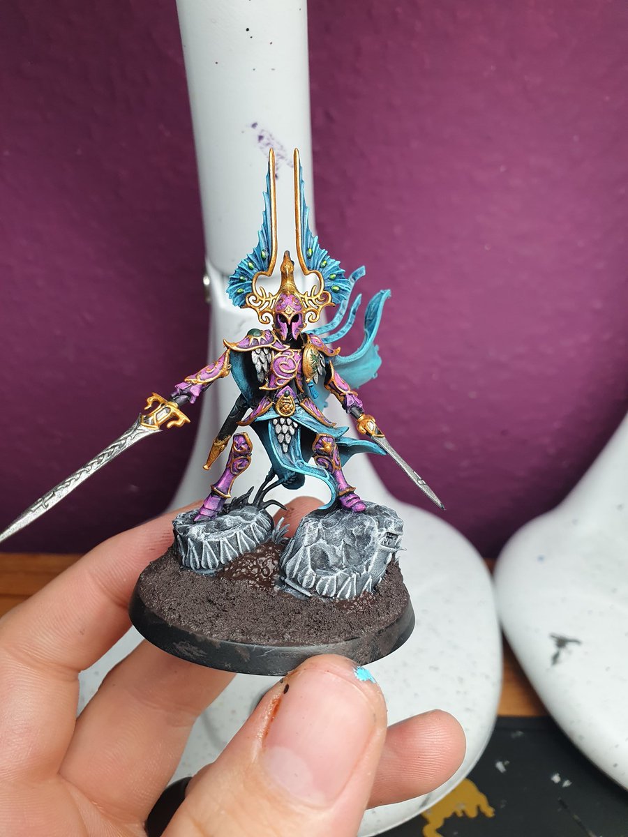 Dazmaul_WG's tweet photo. 2 hour progess... really happy with how he is coming along.... really liking how yours look @jes_bickham

#WarhammerCommunity #warhammercommunity #lumineth #realmlord #aos #warhammer #ageofsigmar #PaintingWarhammer https://t.co/SQHDNap9yk