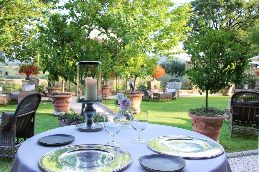 meo_modo's tweet photo. You caught us daydreaming of summer days and warm breezes ✨🌿 https://t.co/Watmq8DBb5