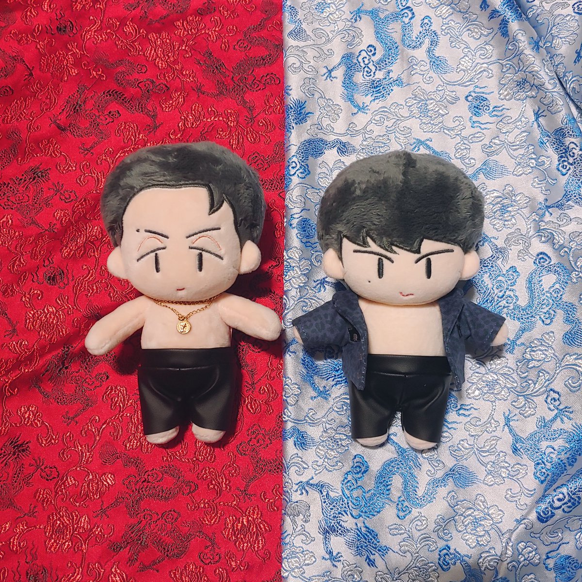 BlackLRdolls's tweet photo. 🖤3차샘플 정면
귀엽게 수정된 최종샘플입니다😍
깜식이 주렁주렁이들은 아직 샘플이 도착하지않아서 예시로 봐주세요!
곧 일반입금을 진행하고 최종생산으로 넘어갈 계획입니다🖤 https://t.co/upwGSRklpf
