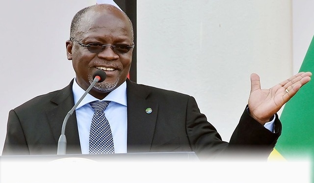 TaifaTlp's tweet photo. Rais Magufuli kwa kuondoa watumishi wenye dosari 32,555 Taifa kwa mwaka limeokoa Tsh 237.6B sawa na 1.01trl kwa miezi hii 51,Pesa hii ni sawa na bajeti ya dawa ya miaka 33 awamu ya 4 au sawa na Pesa yote ya elimu bure kwa miaka 5 #TamkolaTLP @MagufuliJP @TZMsemajiMkuu @hpolepole https://t.co/gx96qMa1mM