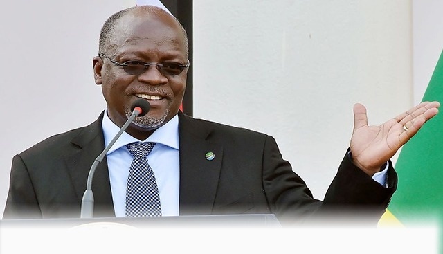 TaifaTlp's tweet photo. Pesa hizi zimeajiri watoto Wa walalahoi 74,173 na watumishi 306,917 wameongezwa mishahara kwa njia ya Promotion ile hoja kwamba Rais Magufuli hajaongeza mishahara kwa miaka 5"Si ya kweli" huku madeni ya Watumishi ya Tsh 472.6B yakilipwa #TamkolaTLP2020 @MagufuliJP @TZMsemajiMkuu https://t.co/HgD6KRnjsA