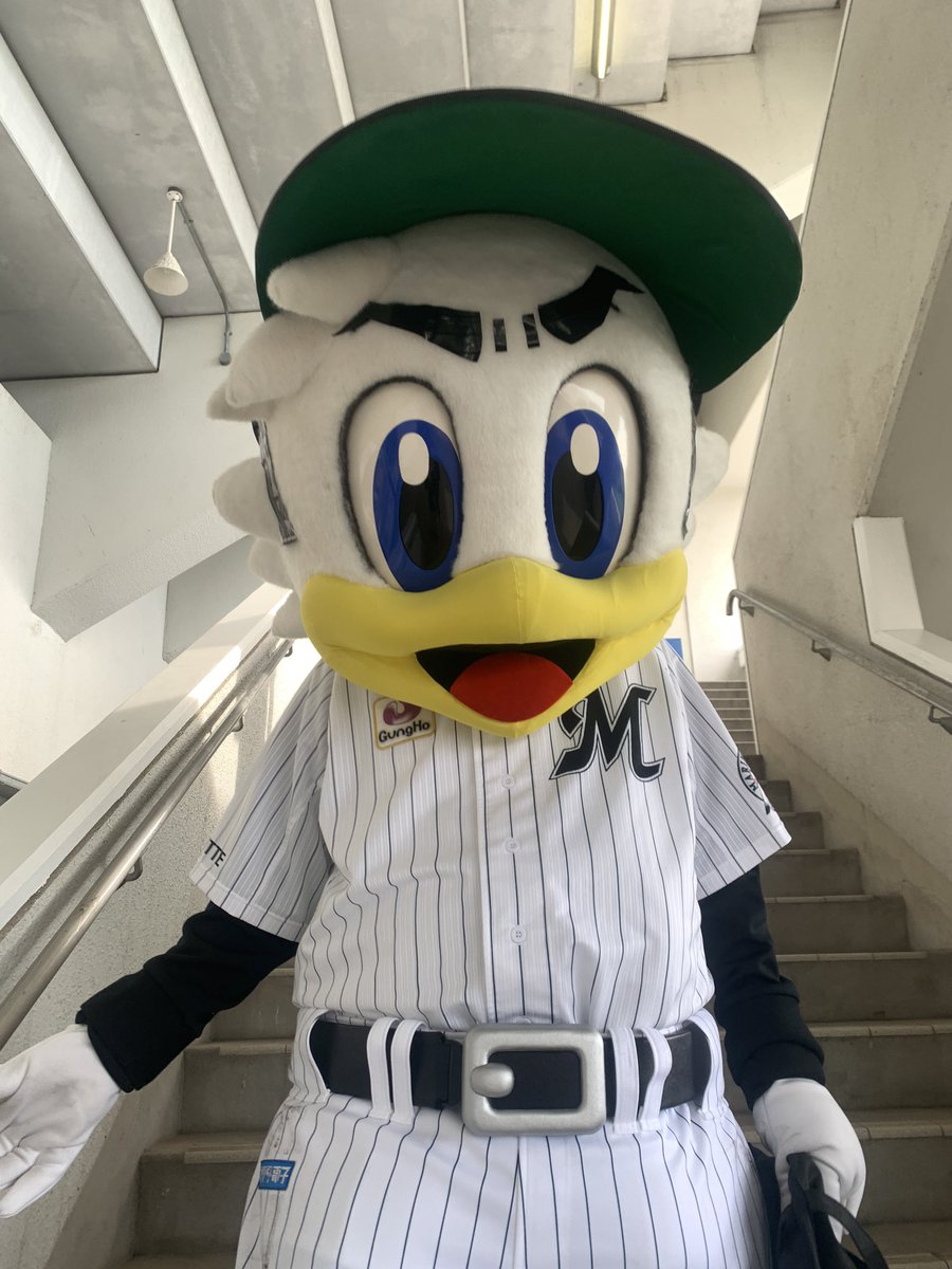 千葉ロッテマリーンズ ヒーローマーくん