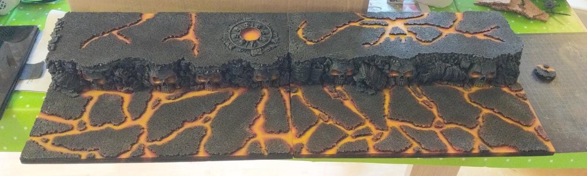 diehobbyisten's tweet photo. Episode 43 - “Der Pile of Shame oder der Zwang zum Glück!” ist verfügbar!

#gamesworkshop #hobby #miniaturepainting #paintingminiatures #paintingwarhammer #podcast #tabletop #tabletopde #tabletopgaming #ttde #wargaming #warhammer #warhammer40k #hobbyistenterrain #korkforkhorne https://t.co/FsXtNuZA9W