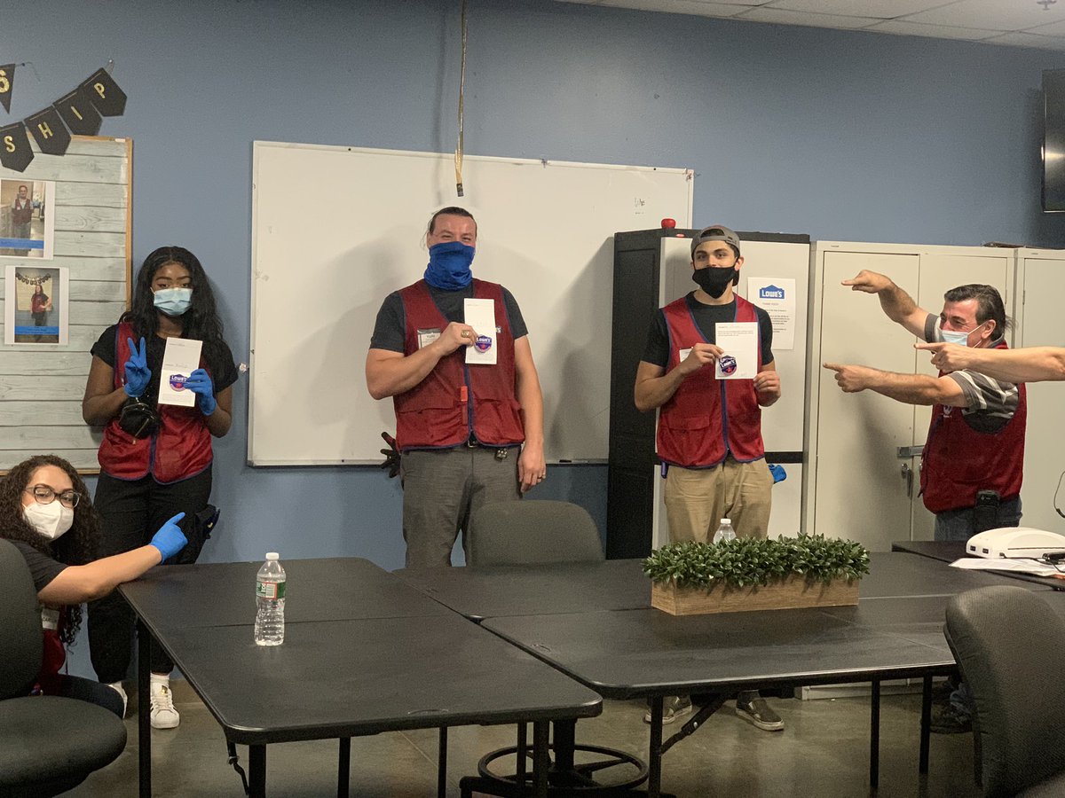 millslt1's tweet photo. Saying thank you and showing appreciation for some of our great associates in Bayonne on Saturday https://t.co/SsK2CrqDGU