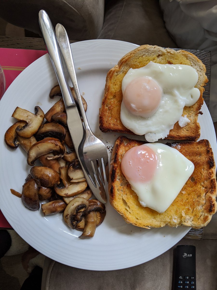 katieingman's tweet photo. @brianmoore666 Worked! Thanks 😊 🍳🥚 https://t.co/0z9CiOP7L9