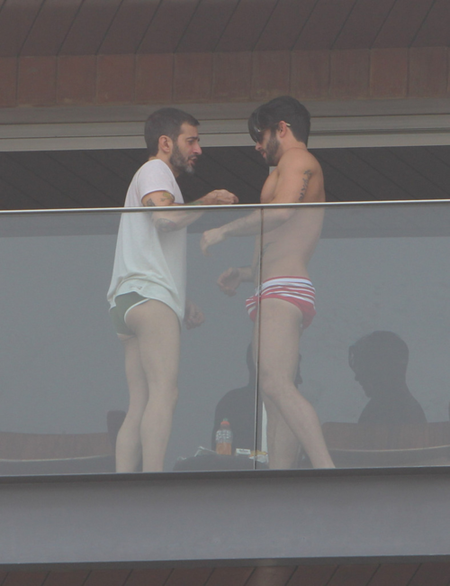 "Harry and Louis hugging and Louis grabbing Harry’s butt in a balcony"I’m sorry. These are actually Marc Jacobs and his boyfriend