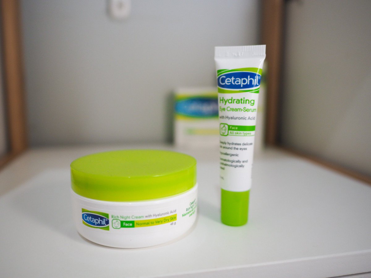 nebeular's tweet photo. ฉันนอนดึก ไม่จริง ฉันนอนเช้าตลอด แต่ฉันมีตัวช่วยดีๆของ #Cetaphil ใต้ตาฉันไม่ช้ำแน่นอน ผิวอิ่มน้ำขึ้นมากๆ หลอกคนอื่นว่านอนมาแปดชั่วโมง (แต่ใดๆควรปรับเรื่องการนอนมากแม่) ใครอยากลองไปด่วน พิกัด ร้านค้าชั้นนำ ร้านขายยาก็มี สั่งออนไลน์ก็ได้จ้าแม่ 🧐 #รีวิวสกินแคร์ #howtoperfect https://t.co/LE224KjXqq