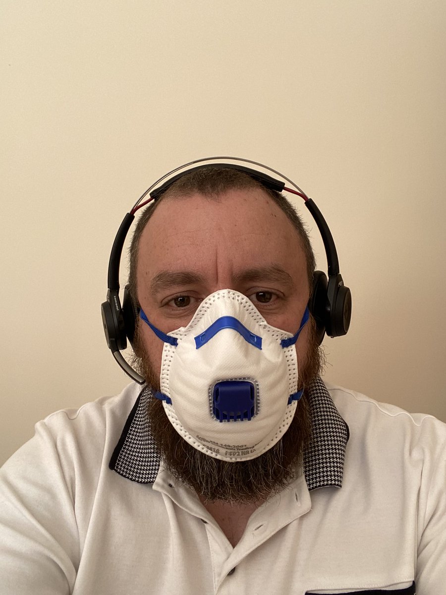 DanLeeAV's tweet image. Day 28 of the #30DayAVChallenge and it’s #AVintheAM day no less #AVtweeps! Here’s my selfie!

#WorkingFromHome #BetterSafeThanSorry 😂#CantContainTheBeard
#CanEverybodyHearMe
#YoureOnMute