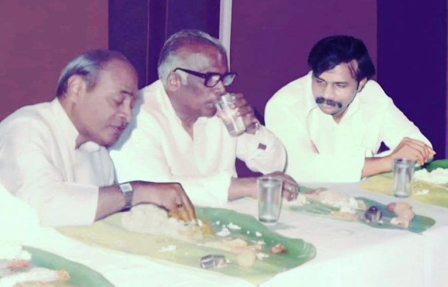 On the occasion of centenary celebrations of our Pride and Ex Prime minister late Sri P.V. Narasimha Rao garu I’m sharing this pic. My grandfather Late Sri. Kona Prabhakar Rao garu and Late Sri. Y.S. Rajashekhar Reddy garu are in the pic too. They all shared a great bonding 🙏🙏 https://t.co/V1eaB3op1U