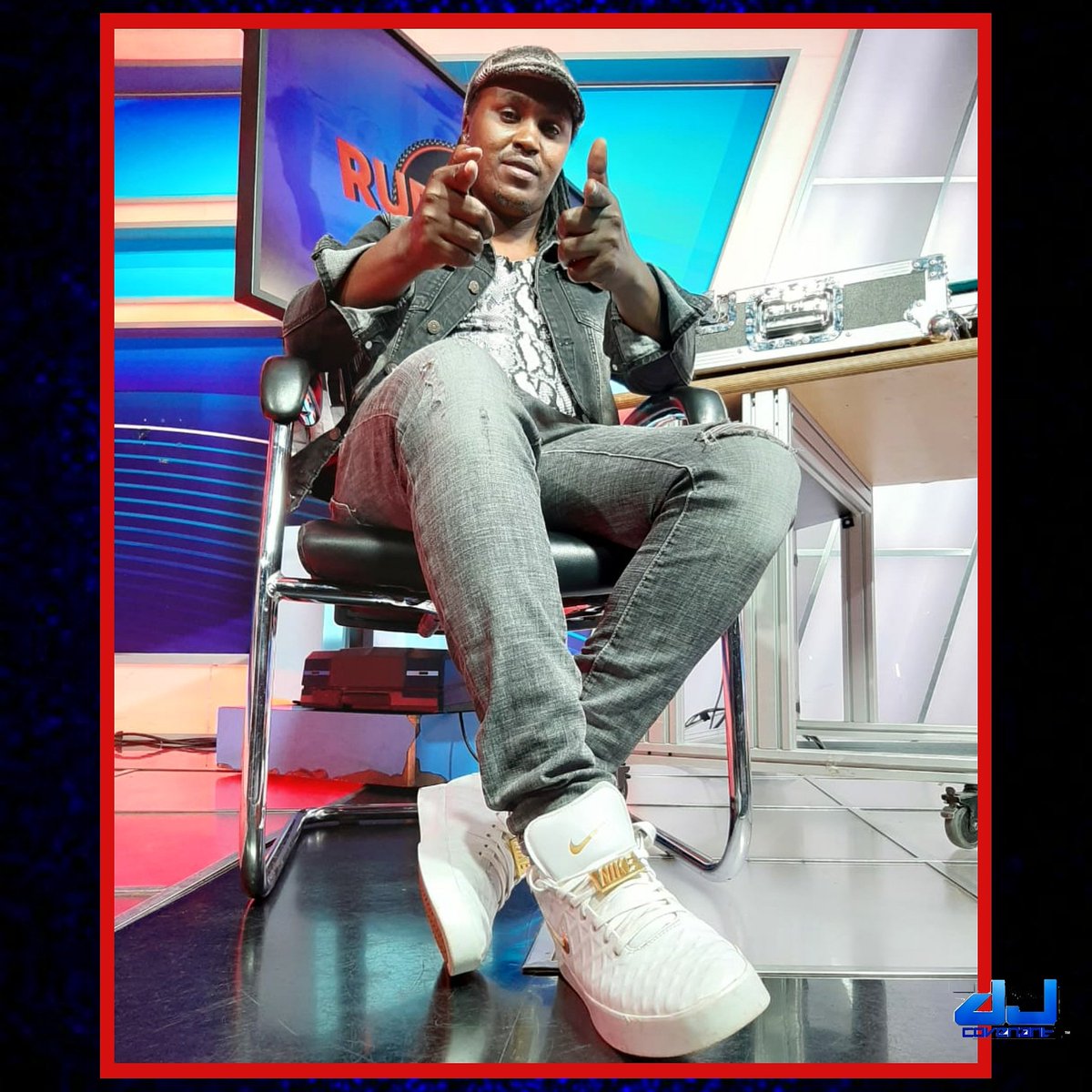 Volume iko vipi?
Just one word to Encourage "WANJIKU"
<a href="/inoorotv/">Inooro TV</a> <a href="/hellenmsoo/">Hellen Muthoni</a> <a href="/Calvin_tarrel/">TARREL ™</a>
#Team001 #TeamDjCovenant #Rurumuka #InooroTv