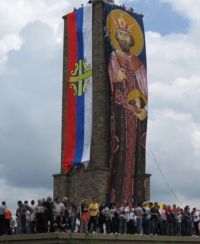 PrzemekSiemanko's tweet photo. Dzisiaj 28 czerwca,Serbowie obchodzą jedno z najważniejszych świąt narodowo-religijnych.
Vidovdan,czyli dzień św.Wita.
Data 28 czerwca jest bardzo symboliczna.Tego dnia 1389 roku odbyła się bitwa na Kosowym Polu pomiędzy wojskami chrześcijańskich słowian, głównie Serbów a Turkami https://t.co/VrIOPNDdti