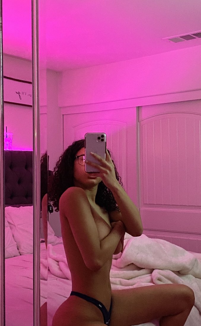sayluldaddy's tweet photo. if you even want my attention , you send for it. $uuhhhliyah . dumb pigs. #paypig #findomsub #findomme #findom #payslave #moneypig #moneyslave 🐷 https://t.co/NUs1fOo128