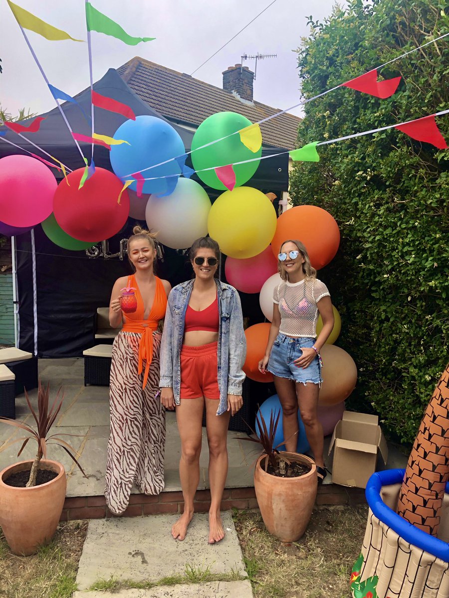 Hollyfmarsh's tweet photo. Glastonbury home fest - social distance edition...we went big💯💯 @bbcglasto @glastonbury @GlastoLive https://t.co/iI2RVUzbOk