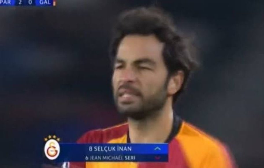 herbokologtolga's tweet photo. Gece boyu hesaplar, umutlar uyku tutmadı anlık... #BugünGünlerdenGALATASARAY https://t.co/rKZAJHEdE2