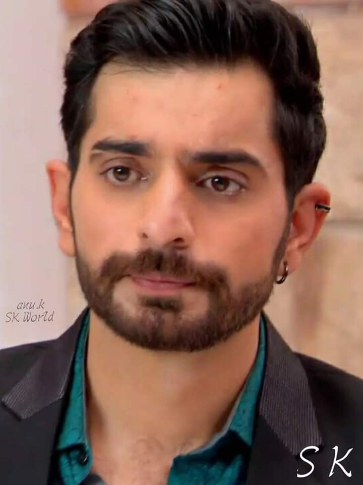 sidkworld's tweet photo. Handsome beyond words 😍💓 .
Siddhant as Sagar .
#GustakhDil.
.
@SiddhantKarnick
#ExpressionKing #YouTuber #ContentCreator #SiddhantKarnickVlogs #HindiShow #Throwback #SidExpressions #AfricaTwin #AK47 #MotorcycleMonk #GettingLehed #Season6IsOn #TedxSpeaker https://t.co/HMDUv5ftUg