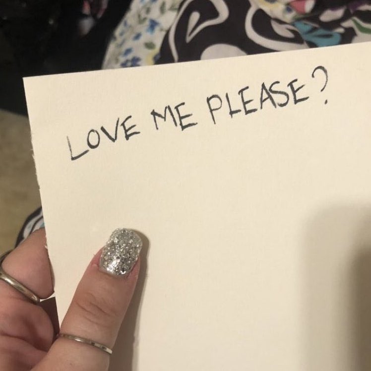 Шрифт txt. Write me pls картинка. Don't leave me here coldsteeze. Write me please here. Write me please here.