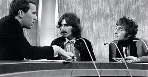 ToursBeatles's tweet image. September 1967, appearing on ITV’s The Frost Programme, recorded at Wembley Studios #TheBeatles #DavidFrost #sixties #1960s #itv #sixtiestv #Rediffusion #wembleystudios #beatleslondon #thefrostprogramme