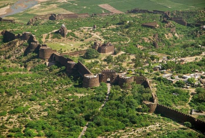 Rohtas Fort, JhelumA fort of epic proportions, built by Sher Shah Suri in the 16th Century with the dual purpose of preventing the exiled Humayun from returning to India and to keep the local Gakhar clan (which was still loyal to the Mughals) at bay.
