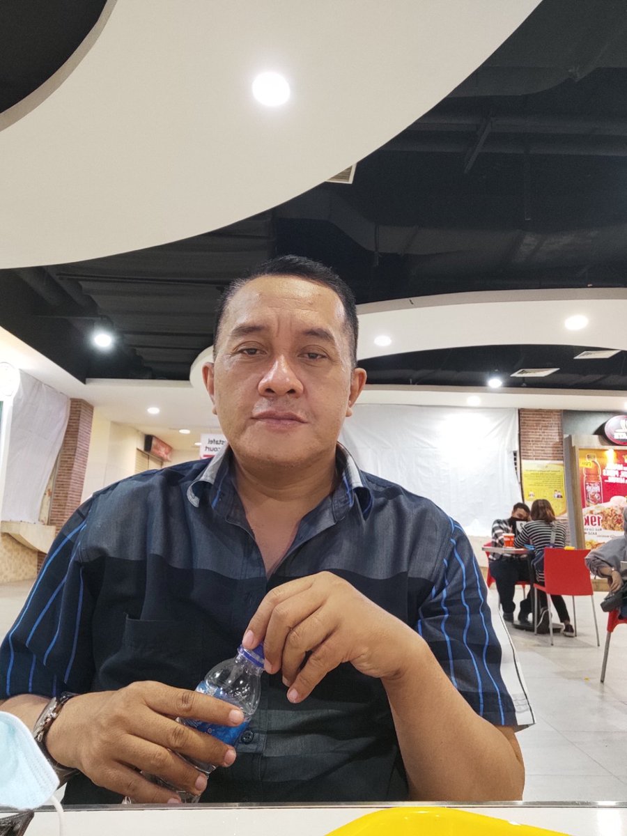 pakGun3's tweet photo. Tetapi hati selalu meninggikanmu selalu.... Selalu merindukanmu https://t.co/38zzCtLW11