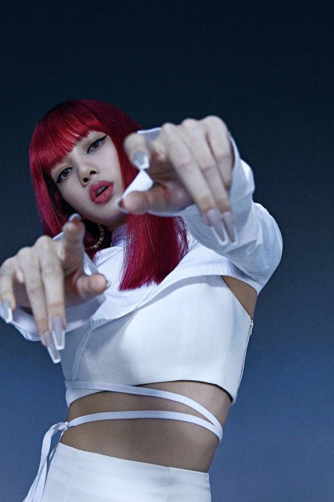 lalisabrasil's tweet photo. 28.06.20 • RANK | LISA ficou em #3 lugar no ranking de popularidade de artistas de países do Sudeste Asiático na plataforma de pesquisa chinesa "Baidu Baike" (22/06 a 28/06)

N/T: Lembrando que por Lisa ser tailandesa, ela fica em uma lista diferente da Jisoo, Jennie e Rosé. https://t.co/ISdbYskzxo