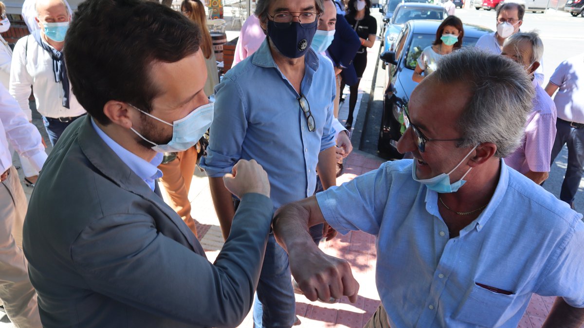 Esta mañana hemos acompañado junto a los compañeros de Labastida a nuestro Presidente <a href="/pablocasado_/">Pablo Casado Blanco</a>  y al próximo Lehendakari <a href="/carlositurgaiz/">Carlos Iturgaiz</a>  en la campaña para las próximas elecciones del Pais vasco. <a href="/populares/">life</a>  <a href="/LaRiojaPP/">PP La Rioja</a>