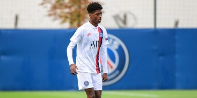 AFROGUINEEMAG's tweet photo. Thierno Baldé à 18 ans signe son premier contrat pro au PSG https://t.co/gnHUWEwVY2 https://t.co/bylOkxd1vl
