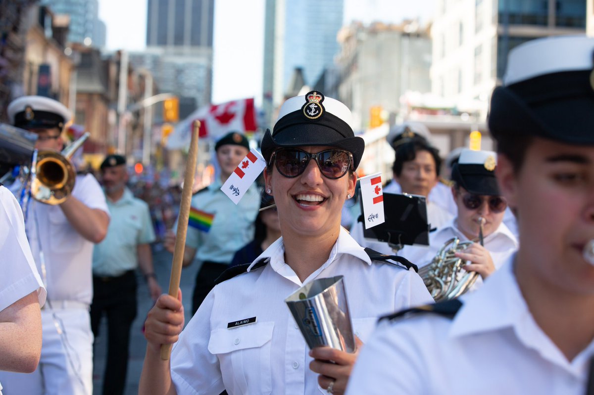 HMCS_NCSM_STAR's tweet photo. Happy Pride! 🏳️🌈
We aren’t able to gather and celebrate in person, so instead, come join the first-ever virtual Toronto Pride Parade online on Sunday, June 28, 2020.
For more information visit: https://t.co/Ww4lWwCDcJ
#PrideMonth #Pride2020 #VirtualPride #hamont #hmcsstar https://t.co/gtSOKg1g0D
