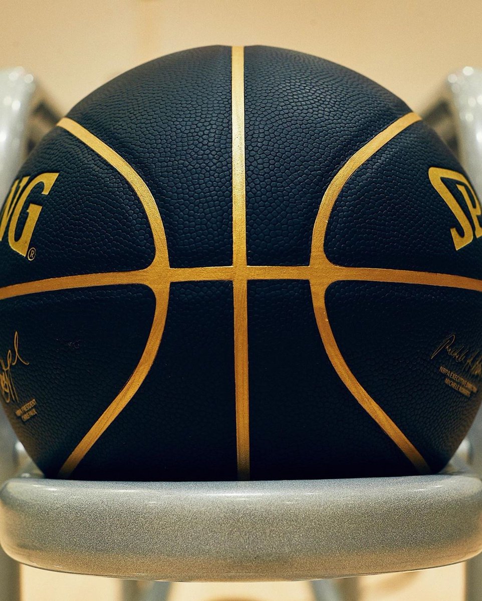 Spalding España tweet media