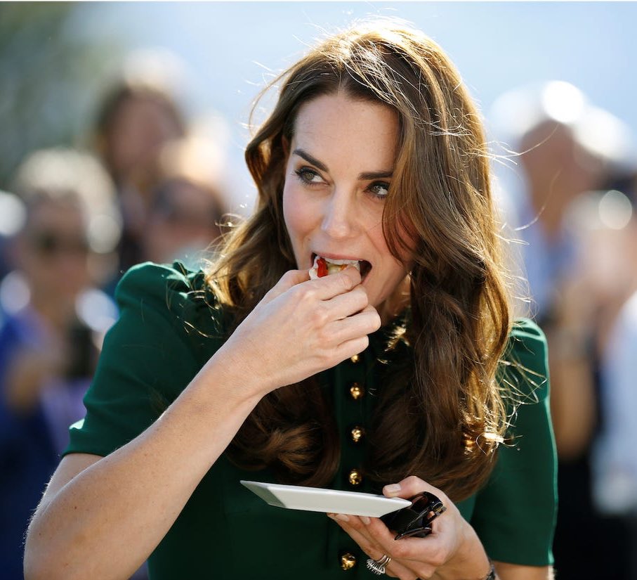 Kate is said to have a very good diet, from what we’ve heard she loves to cook with organic and healthy foods. Kate and William prefer to eat vegetarian meals as their chef in India had said but they also like to eat chicken.