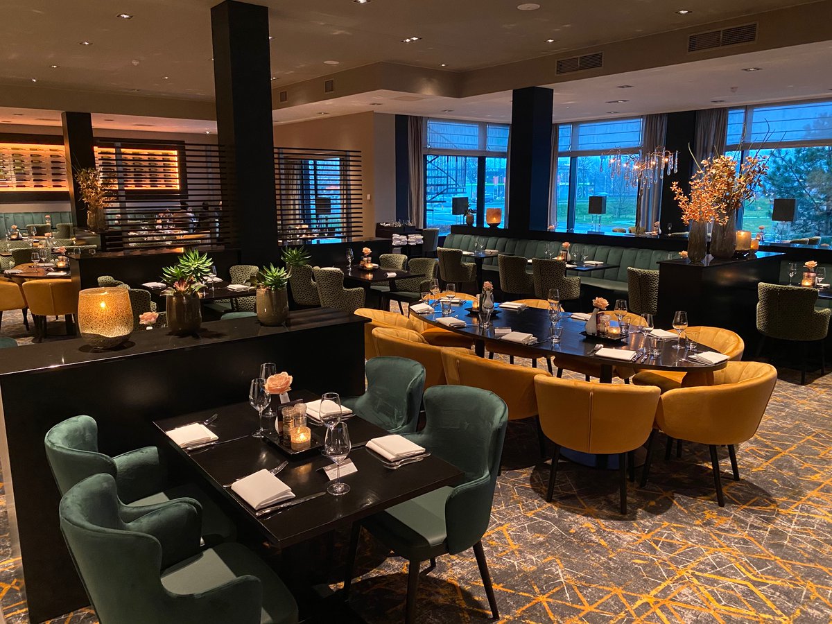 U kunt vanaf heden ook weer voor ons #restaurant reserveren per 1 juli! Bekijk onze restaurant pagina met alle informatie:  hotelalmere.nl/restaurant/?ut…
#uiteten #lunch #diner