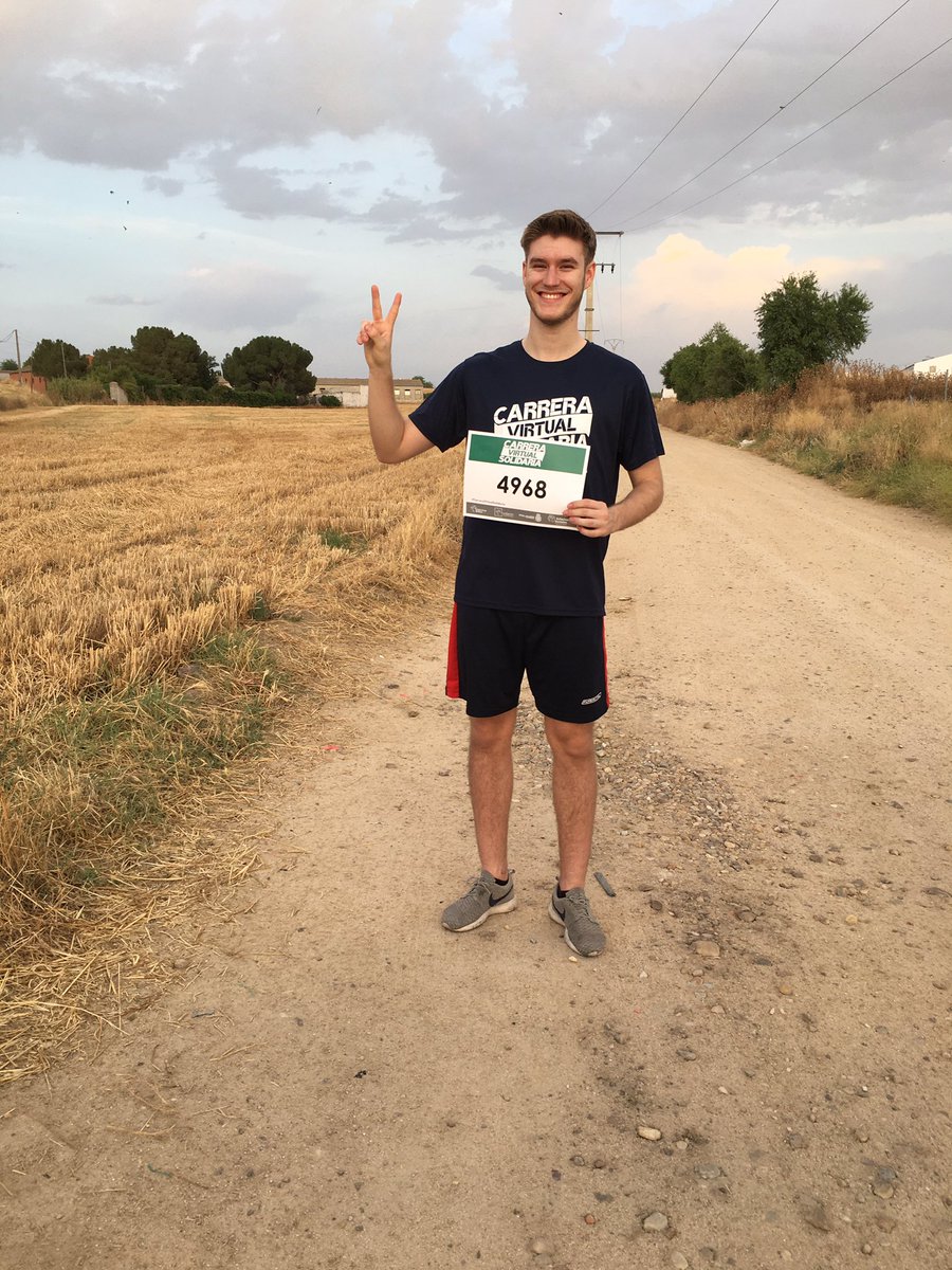 sanchezpanes's tweet photo. Colaborando con #CarreraVirtualSolidaria en beneficio de @caritasto organizado por @eurocajarural y @FundacionECR https://t.co/szz68HFvXP