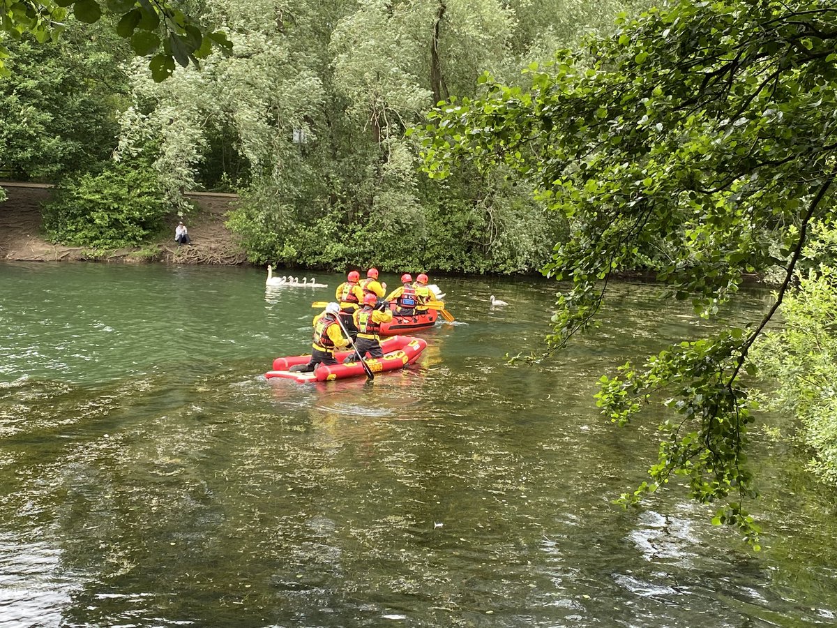 Good work again by <a href="/manchesterfire/">Greater Manchester Fire and Rescue Service</a> <a href="/TRU_Manchester/">TRU Manchester</a> <a href="/RSPCA_official/">RSPCA (England & Wales)</a> and Water Incident Unit from Eccles in the rescue a Cygnet that had swallowed a fishing hook, and was tangled in fishing wire.