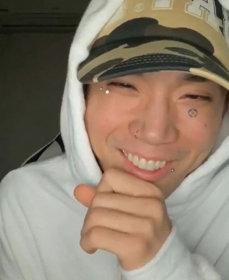 mkitrain loopy's beautiful smile - a thread