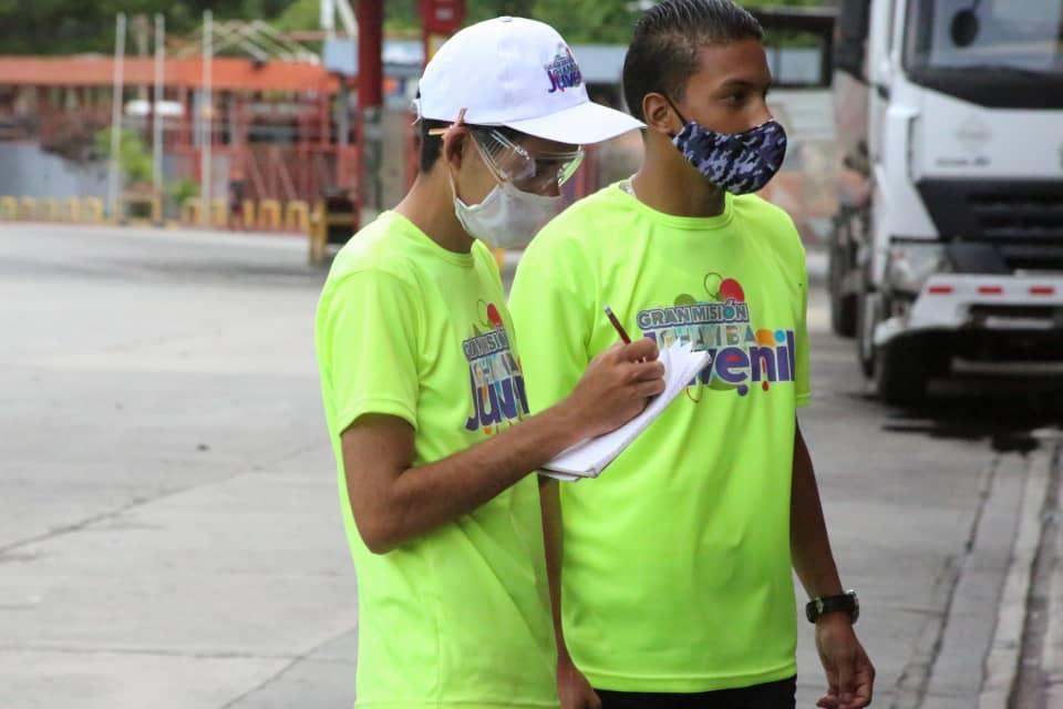 mippci_ven's tweet photo. #28Jun |🇻🇪📢 ¡LA ETIQUETA DEL DÍA! ⏩
#UniónLuchaYCompromiso
En tiempos de pandemia el Gobierno Bolivariano es garantía de salud para el pueblo, sin bajar la guardia, en defensa de nuestra soberanía e independencia. ¡Somos y seremos libres! https://t.co/4tTfDBh0n8